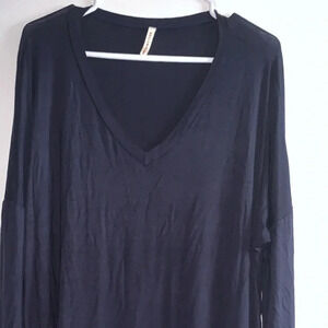 Longsleeve knee length NWOT navy tunic